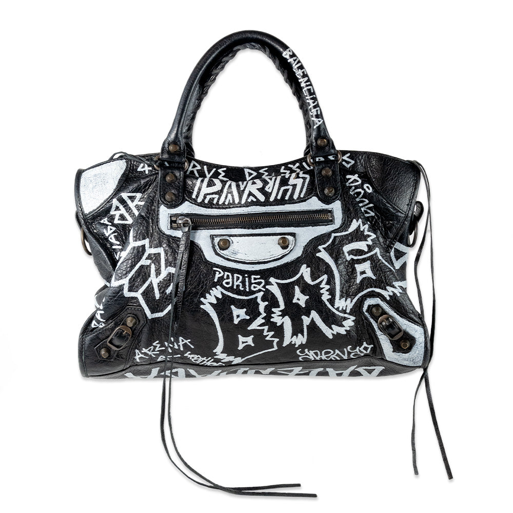 Balenciaga fashion city s graffiti