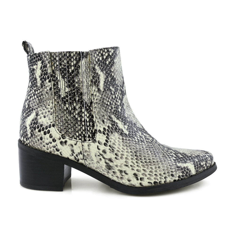 elvina waterproof bootie blondo