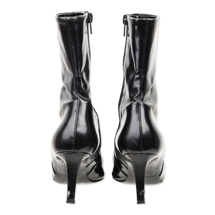 Burberry Vintage Black Leather Pointed Toe Kitten Boots