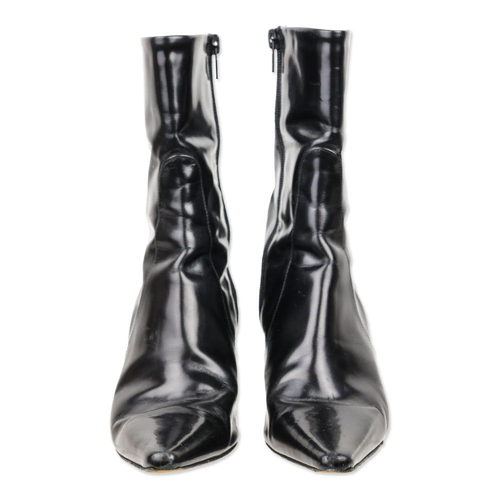 Burberry Vintage Black Leather Pointed Toe Kitten Boots