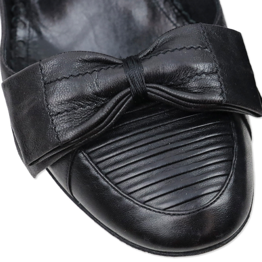 Chanel Black Leather Ribbed Toe Bow Accent Pumps