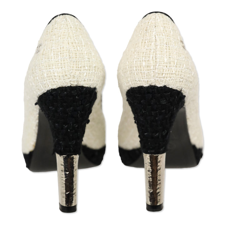 Chanel Ecru & Black Cap Toe Tweed Pumps