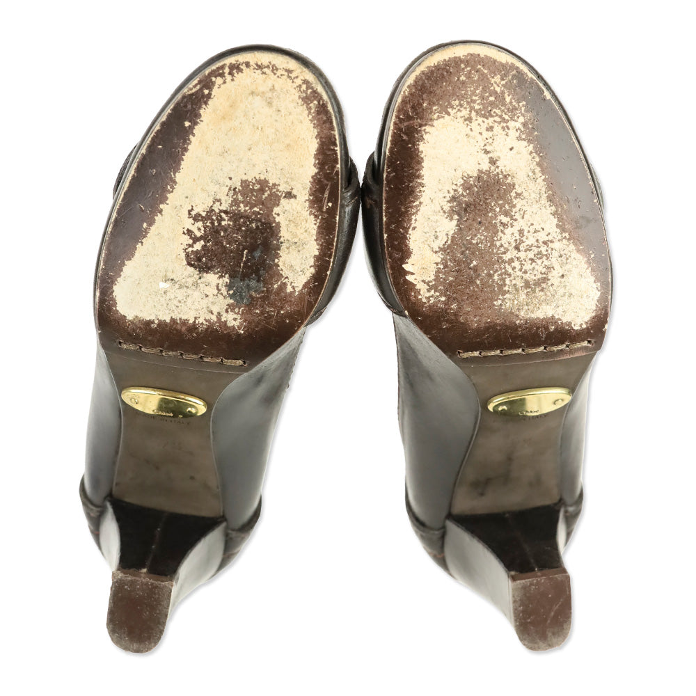 Chloé Brown Leather Strap Accent Pumps