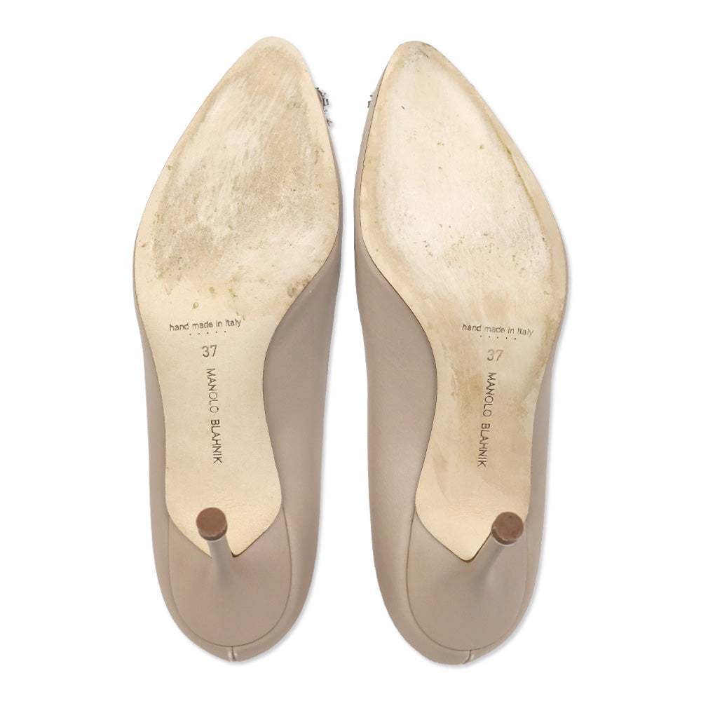 Manolo Blahnik Hangisi 90 Beige Calf Leather Jewel Buckle Pumps