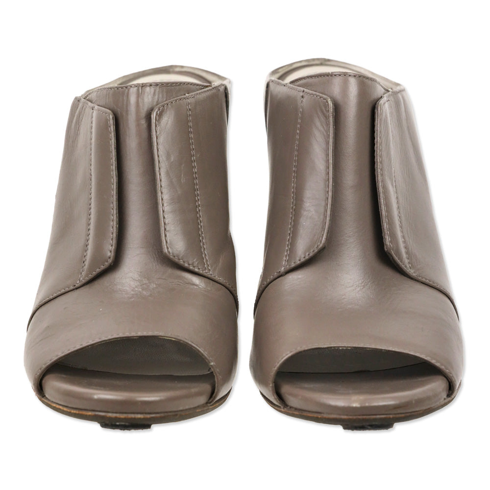 Pour La Victoire Taupe Leather Eva Peep Toe Block Heel Mules