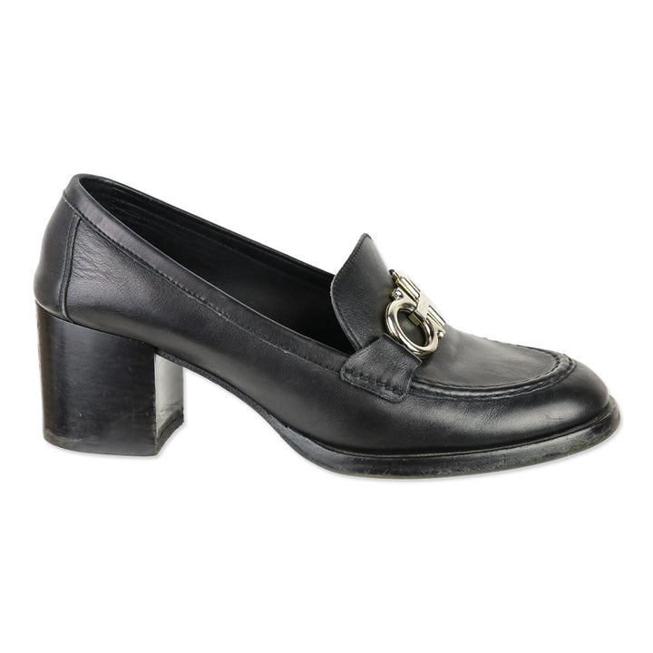 Salvatore Ferragamo Black Leather Gancini Buckle Loafer Pumps