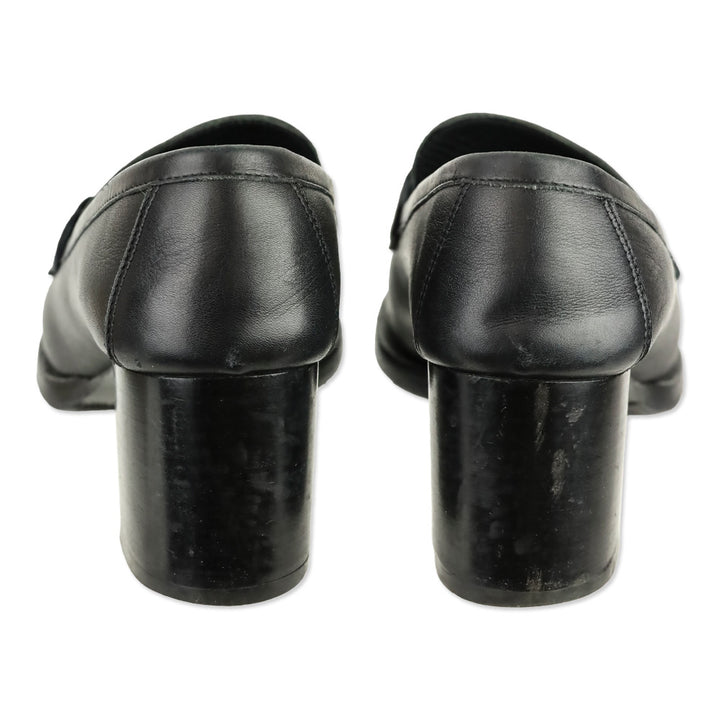 Salvatore Ferragamo Black Leather Gancini Buckle Loafer Pumps