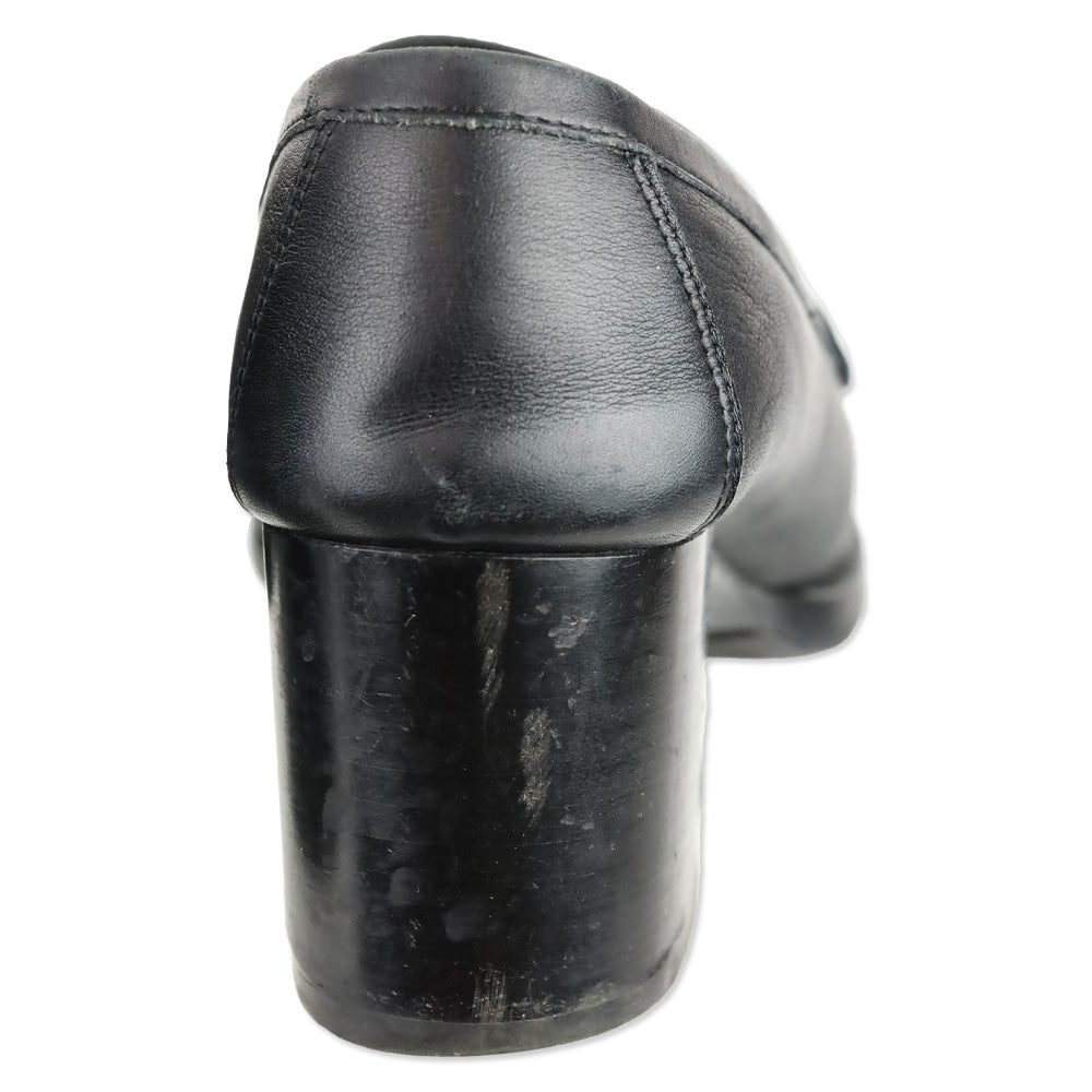 Salvatore Ferragamo Black Leather Gancini Buckle Loafer Pumps