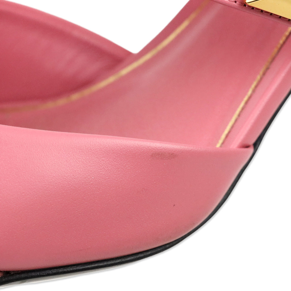 Valentino Garavani Roman Rockstud T-Strap Pink Sandals