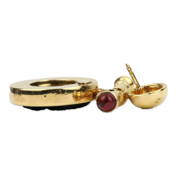 AFJ Gold-tone Black Engraved Face Circle Brooch Pin
