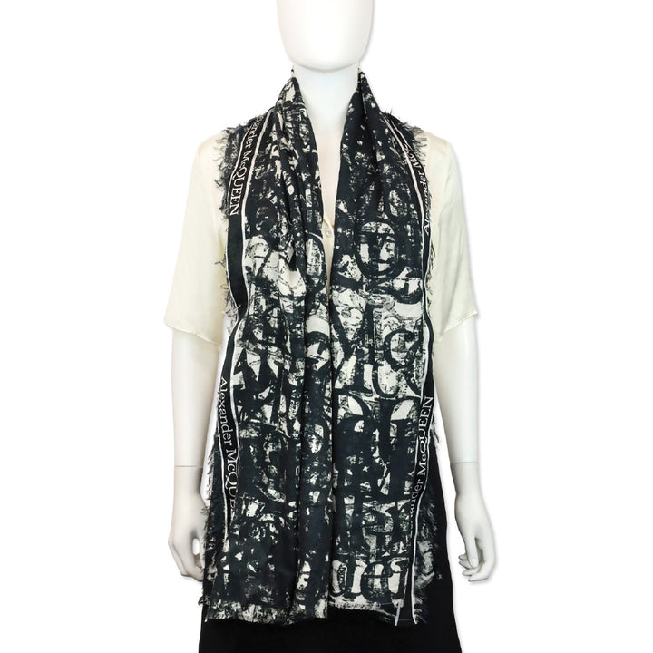 Alexander McQueen Black/Ivory Selvedge Ribbon Logo Print Stole Scarf