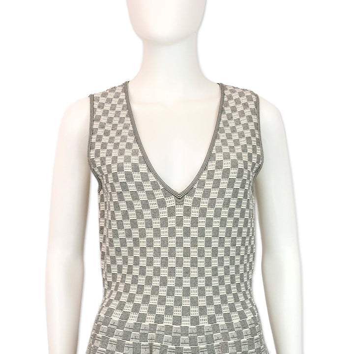 Alexander McQueen White/Black Checkered Knit V-Neck Dress
