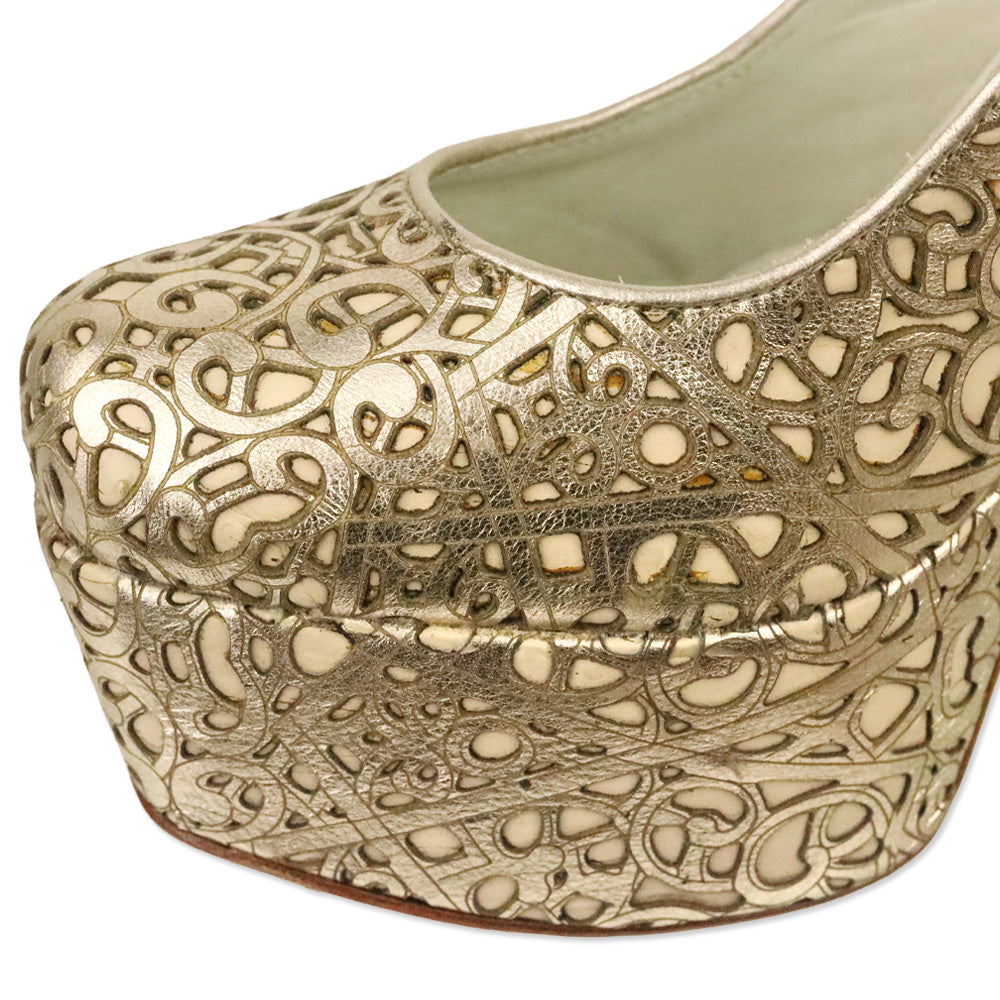 Alice + Olivia By Stacey Bendet Gold Larimore Metallic Laser Cut Platform Pumps