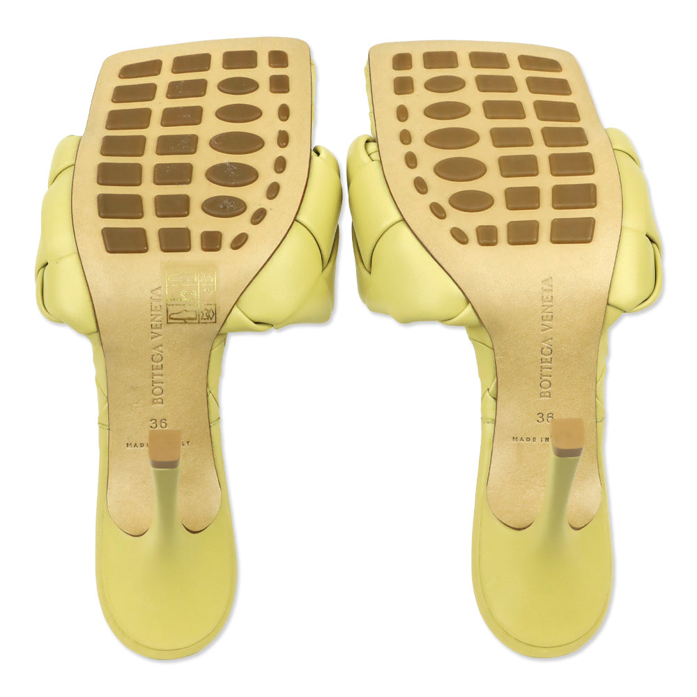 Bottega Veneta Beige Lido Maxi Intrecciato Leather Mule Sandal
