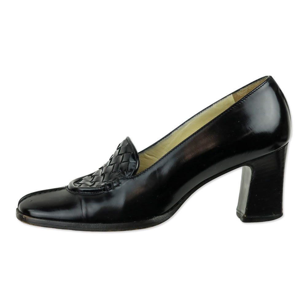 Bottega Veneta Black Buffed Intrecciato Leather Loafer Pump