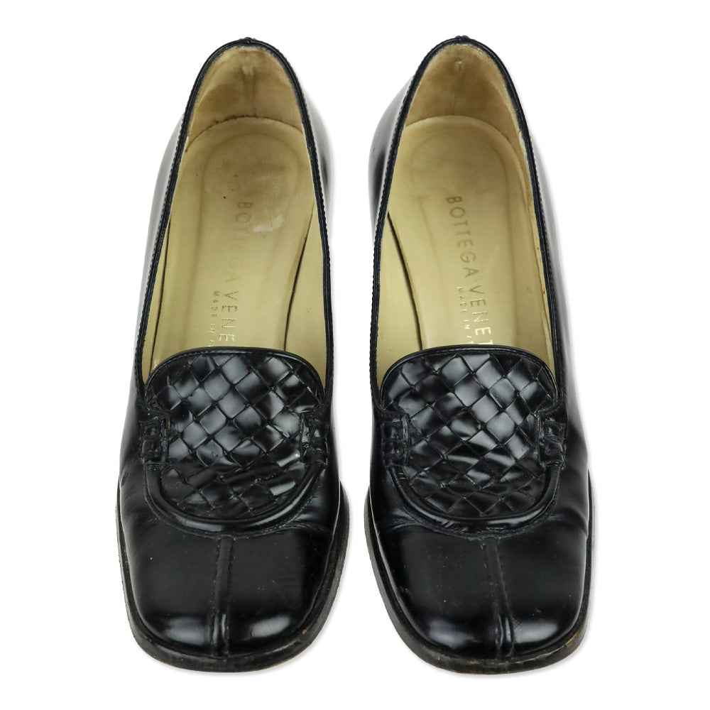 Bottega Veneta Black Buffed Intrecciato Leather Loafer Pump
