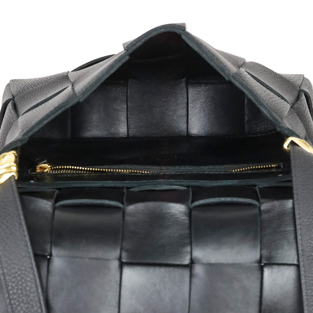 Bottega Veneta Black Maxi Intrecciato Cassette Bag