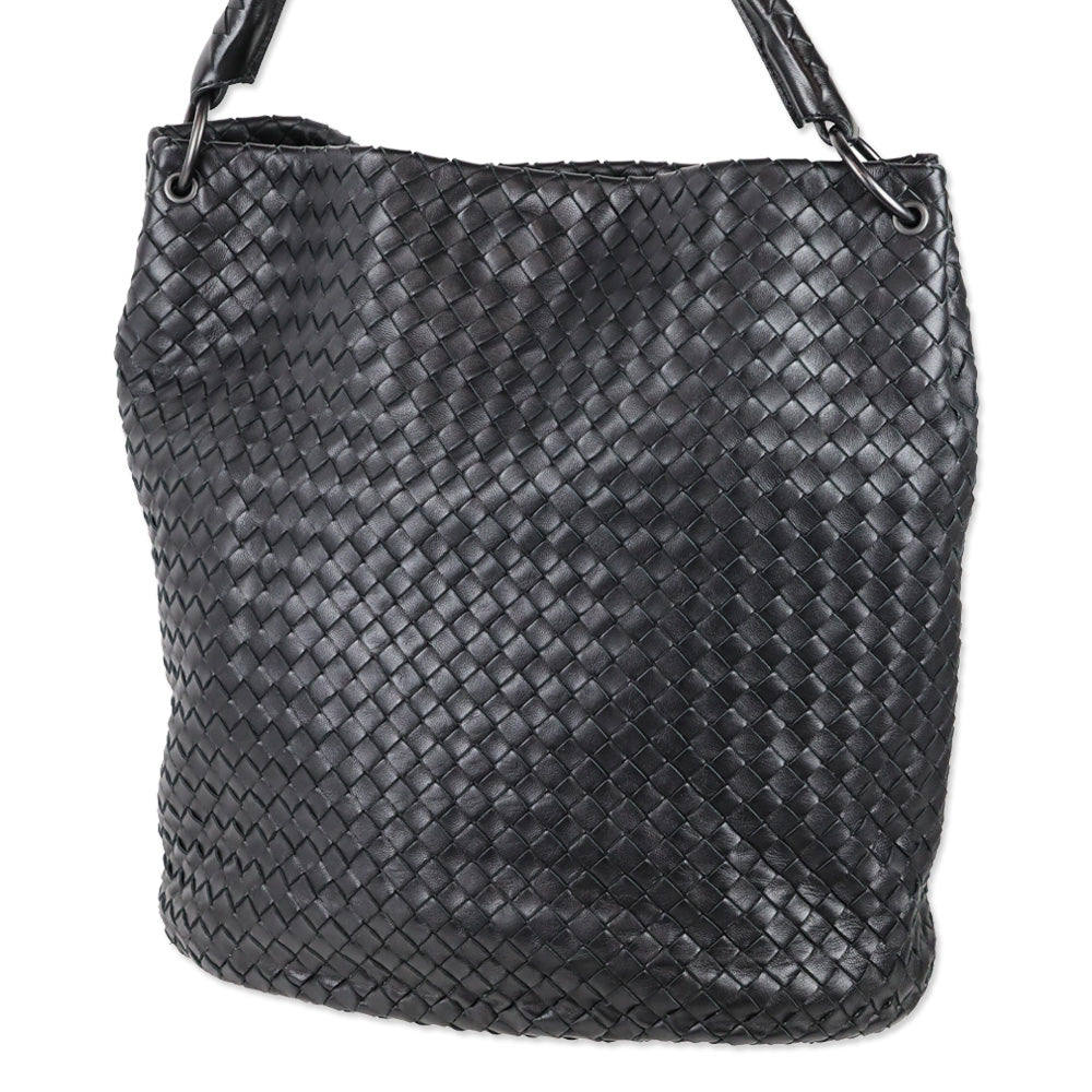 Bottega Veneta Black Nappa Intrecciato Bucket Bag