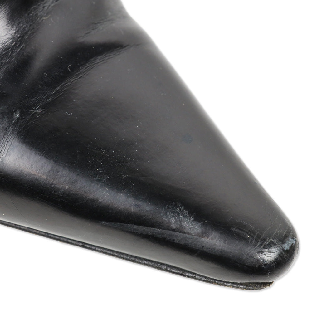 Burberry Vintage Black Leather Pointed Toe Kitten Booties
