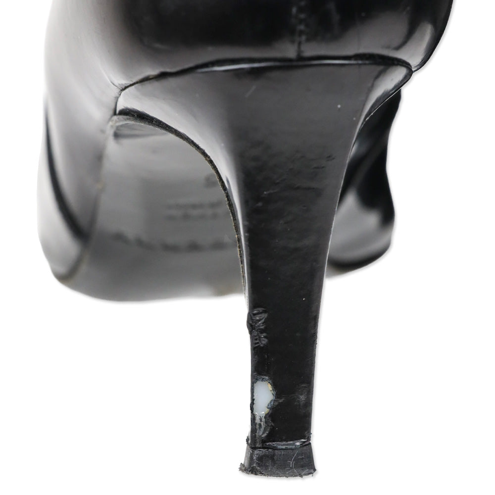 Burberry Vintage Black Leather Pointed Toe Kitten Booties