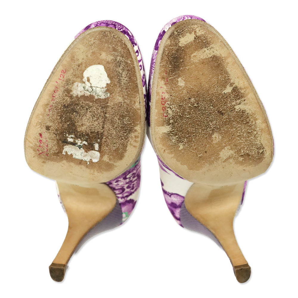 Burberry White/Purple Floral Print Canvas Pumps