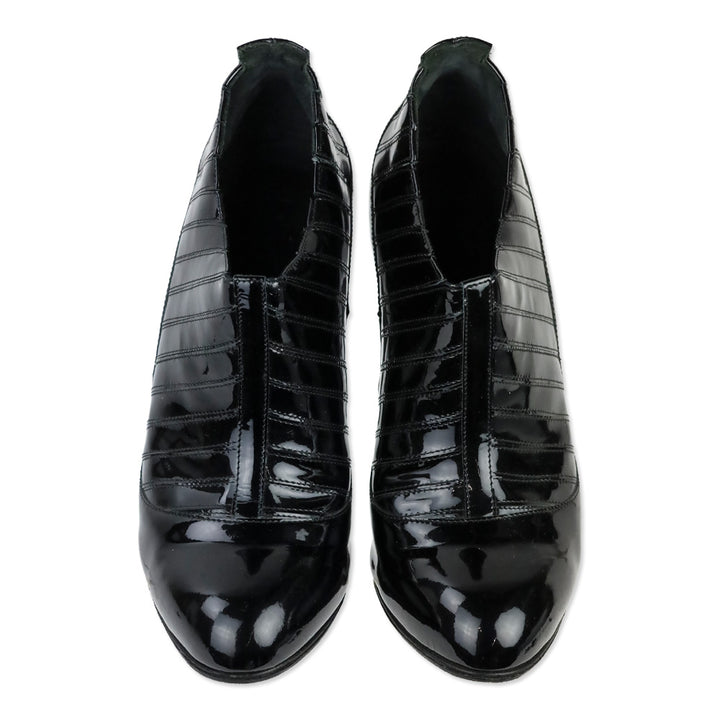 Chanel 2006 Paris-New York Black Patent Leather Ankle Bootie