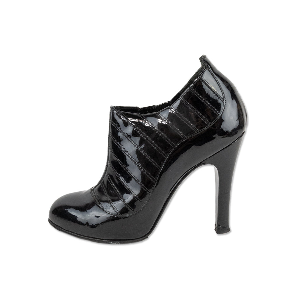 Chanel 2006 Paris- New York Patent Leather Ankle Booties