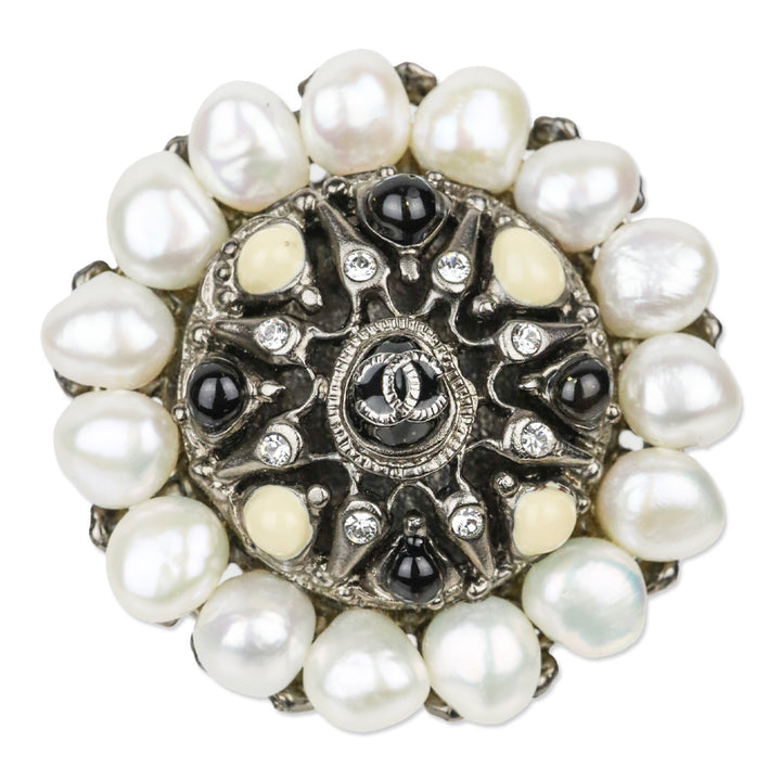 Chanel 2009 F/W Pearl Gunmetal Gripoix Ring