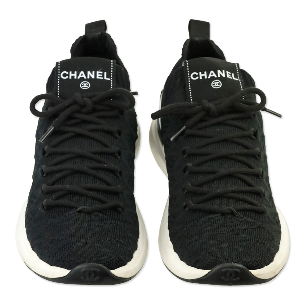 Chanel Black Fabric Matelasse Quilted Knit Low-Rise Sneakers