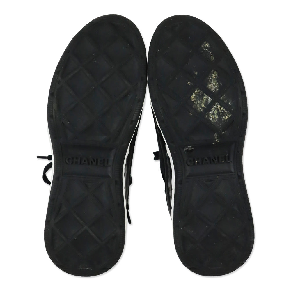 Chanel Black Fabric & Suede Calfskin Sneaker