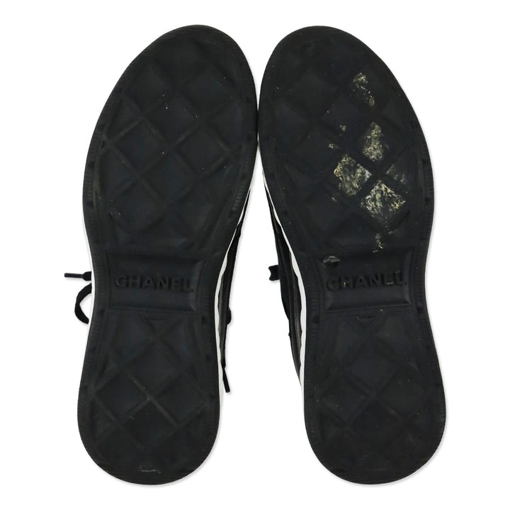 Chanel Black Fabric & Suede Calfskin Sneaker