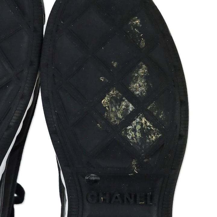 Chanel Black Fabric & Suede Calfskin Sneaker
