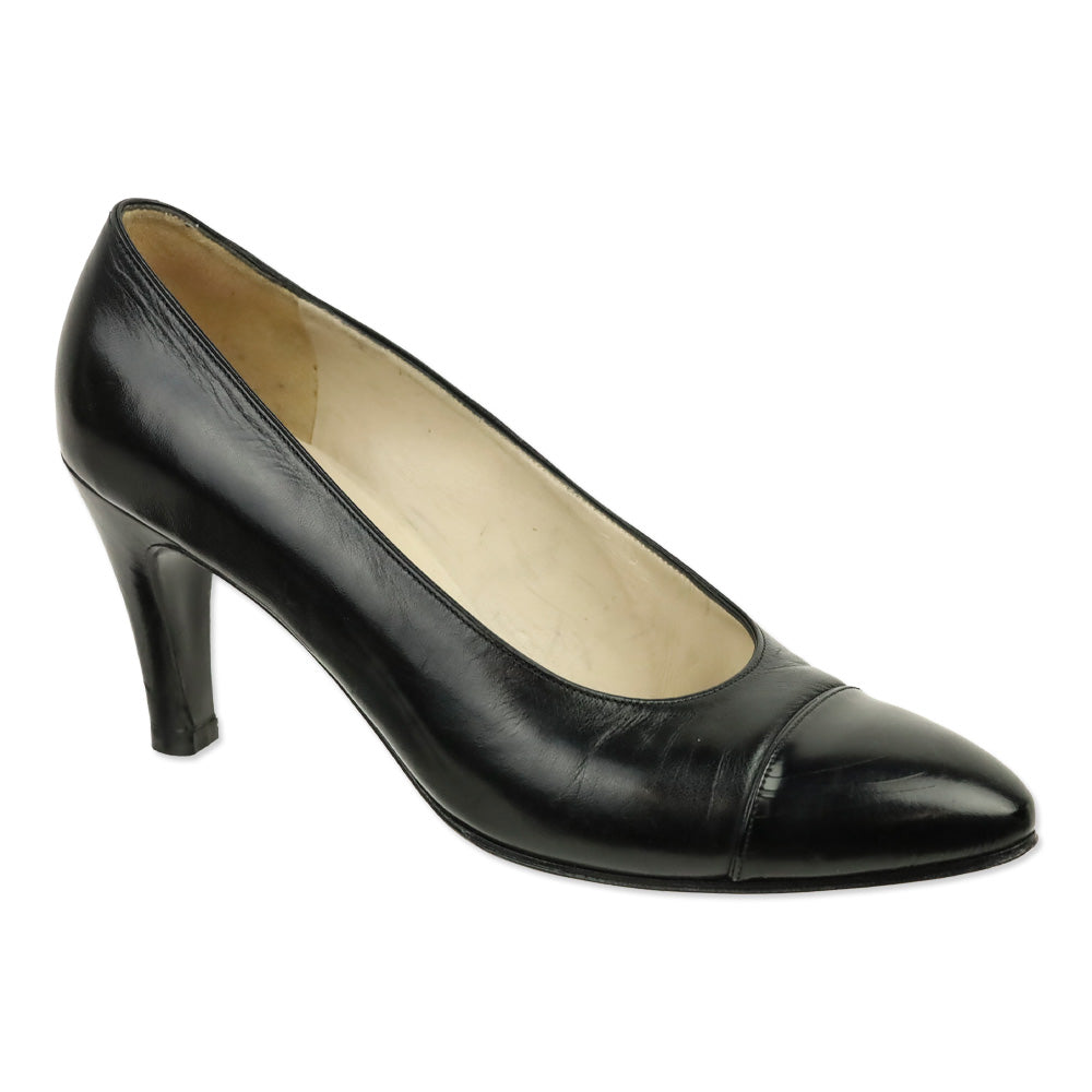 Chanel Black Lambskin Leather Glossy Cap Toe Pumps