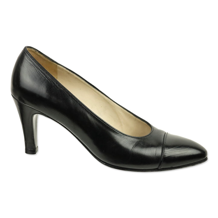Chanel Black Lambskin Leather Glossy Cap Toe Pumps
