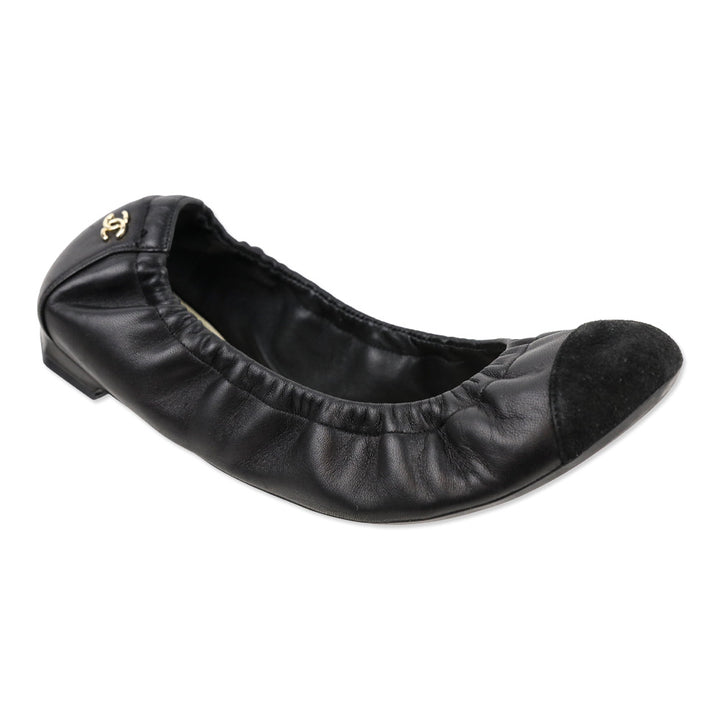 Chanel Black Leather Cap-Toe Stretch Ballet Flats