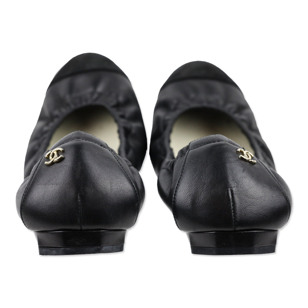 Chanel Black Leather Cap-Toe Stretch Ballet Flats