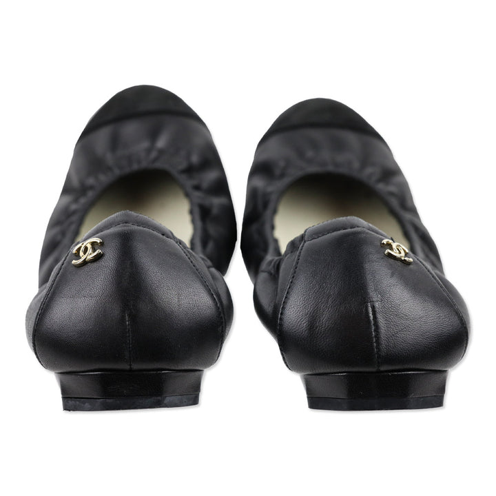 Chanel Black Leather Cap-Toe Stretch Ballet Flats