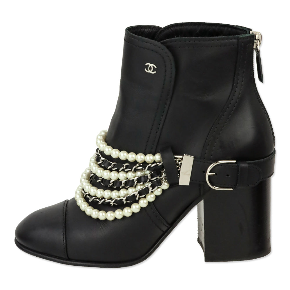 Chanel Black Leather Pearl Woven Chain Ankle Booties