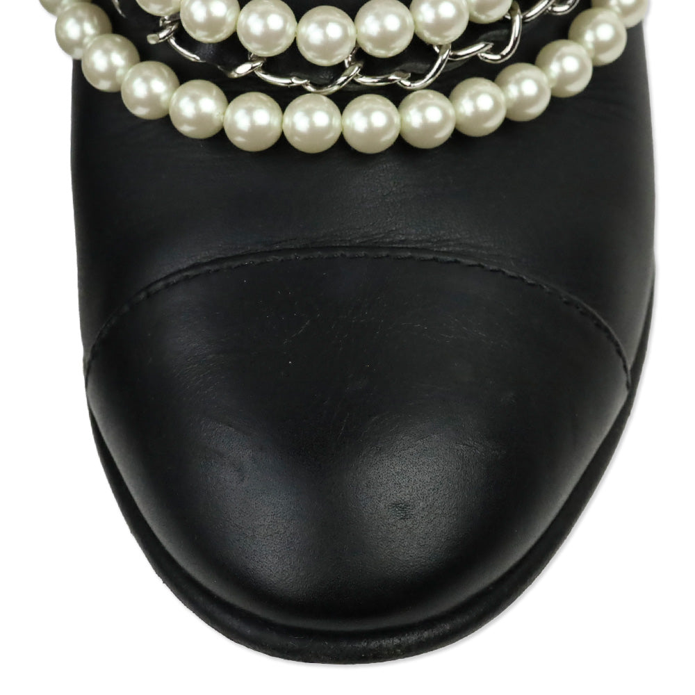 Chanel Black Leather Pearl Woven Chain Ankle Booties
