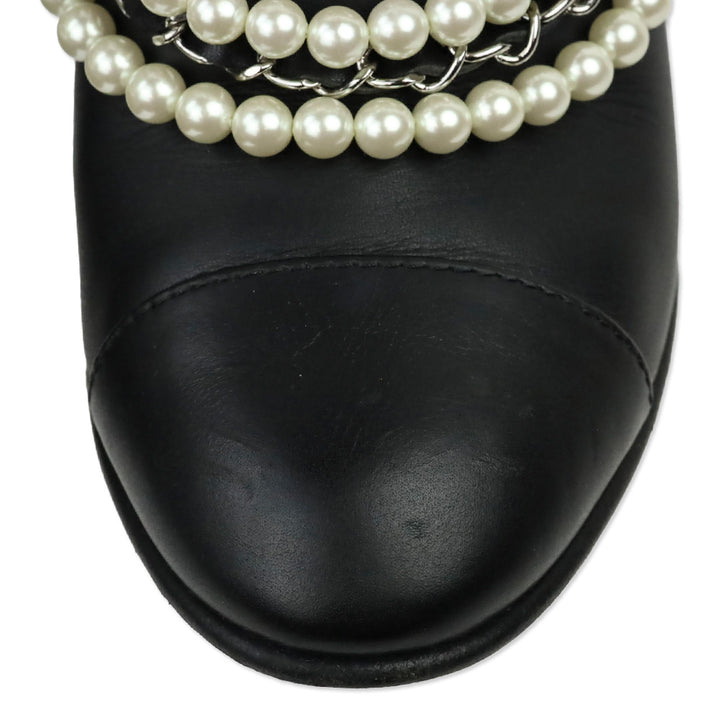 Chanel Black Leather Pearl Woven Chain Ankle Booties