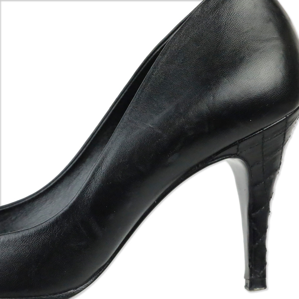 Chanel Black Leather Quilted Pointed Toe Pumps