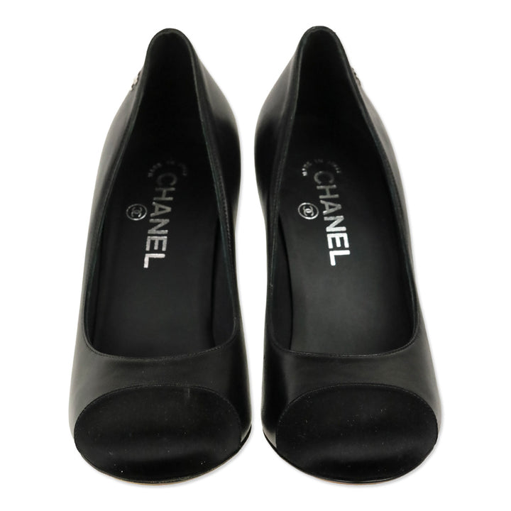 Chanel Black Leather Satin Cap Toe Measure Tape Heel