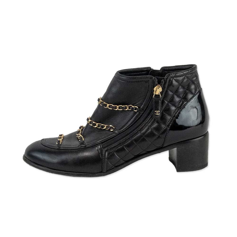 Chanel Black Quilted Leather Chain Accented Ankle Boots