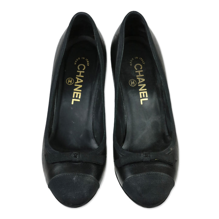 Chanel Black Soft Leather Grosgrain Cap Toe Bow Pump