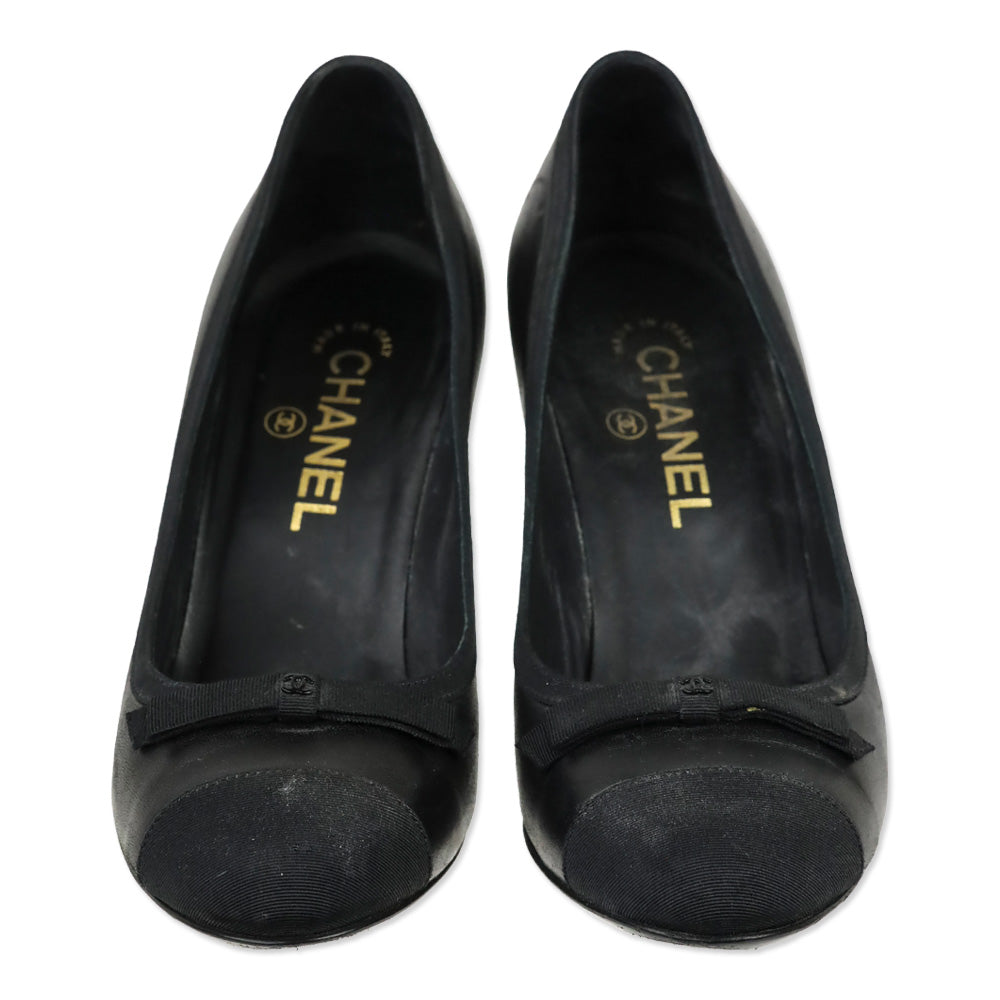 Chanel Black Soft Leather Grosgrain Cap Toe Bow Pump