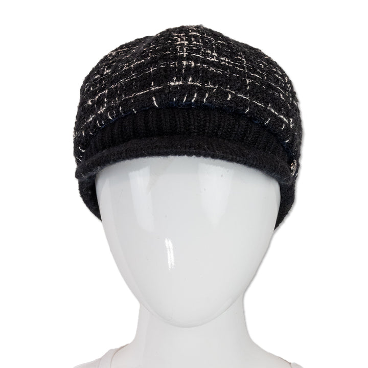 Chanel Black and White Tweed Newsboy Cap