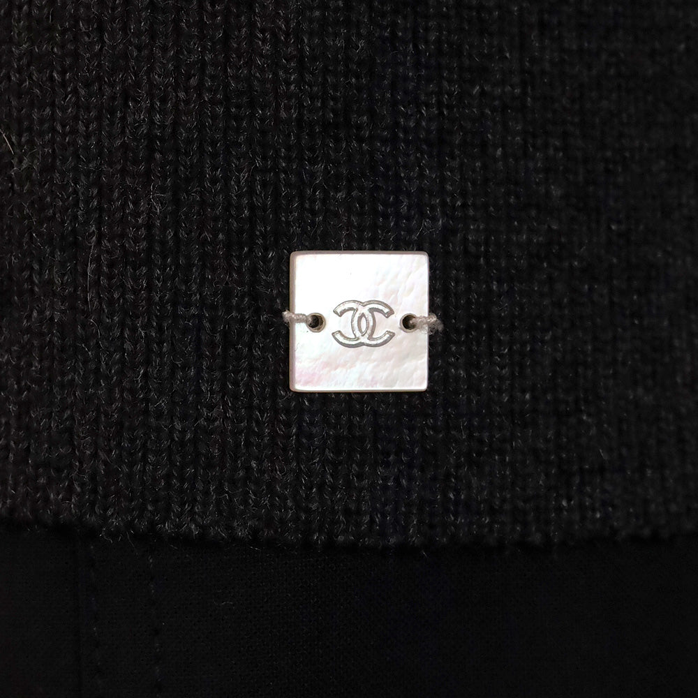 Chanel Charcoal Grey and Beige Chocolate Bar Wool Knit Turtleneck Sweater