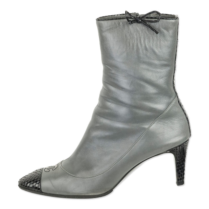 Chanel Grey Calfskin Leather Snakeskin Cap Toe Bow Ankle Boots
