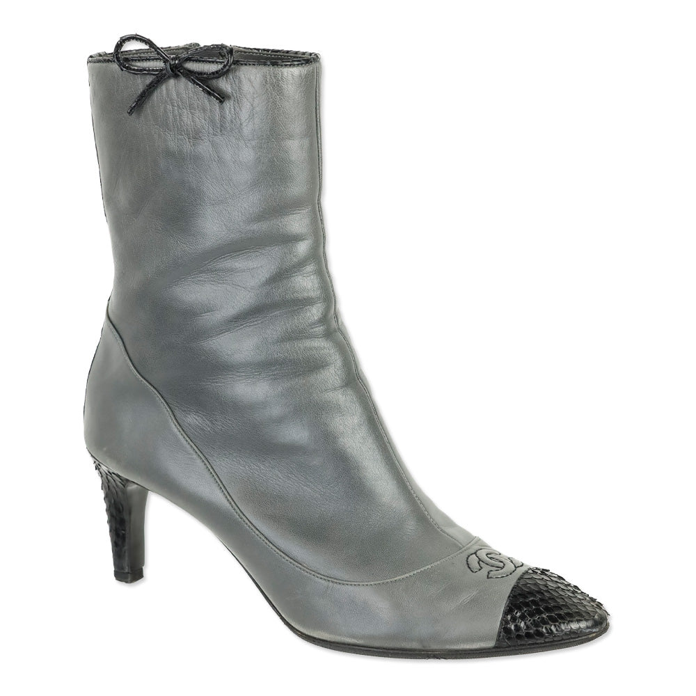 Chanel Grey Calfskin Leather Snakeskin Cap Toe Bow Ankle Boots