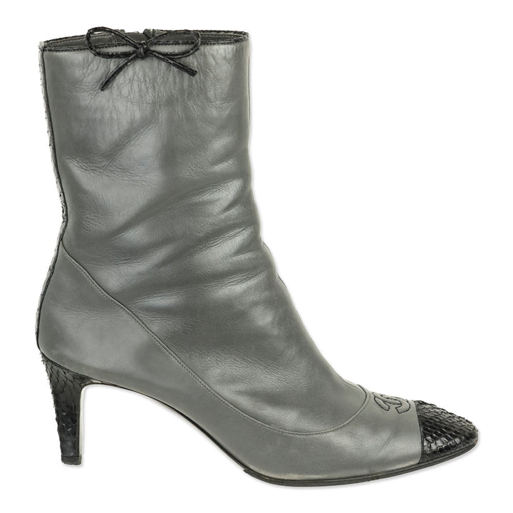 Chanel Grey Calfskin Leather Snakeskin Cap Toe Bow Ankle Boots